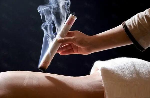 沒(méi)病灸一灸強(qiáng)身健體，生病灸一灸調(diào)病驅(qū)疾！
